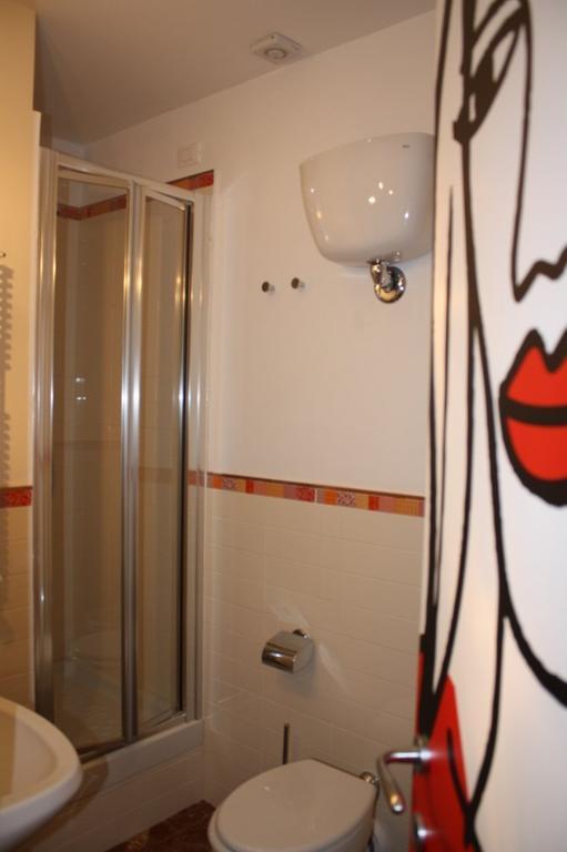 Le Sorelle Lumiere Bed and Breakfast Rom Rum bild
